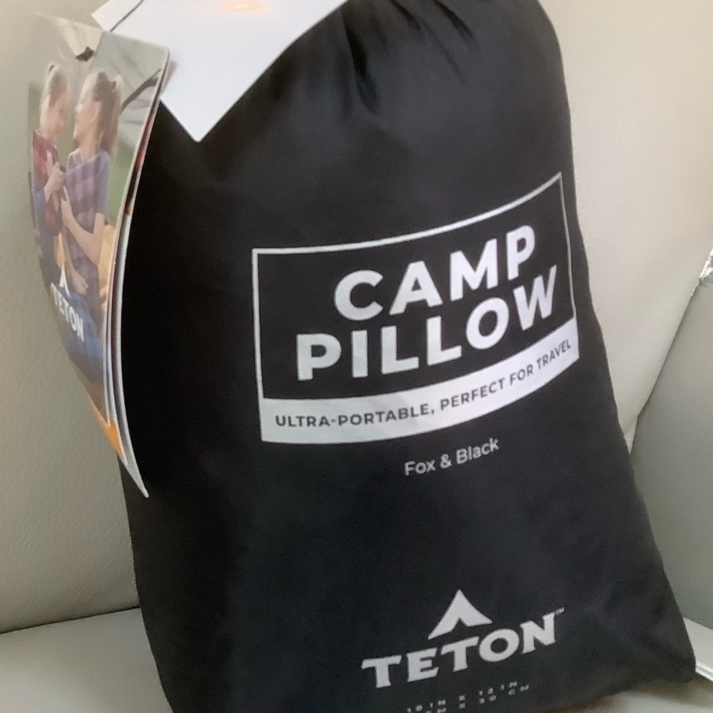 TETON SPORTS Camp Pillow - Black & Red